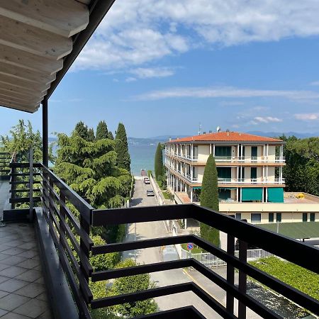 Residence Alexandra Stay Sirmione Bagian luar foto