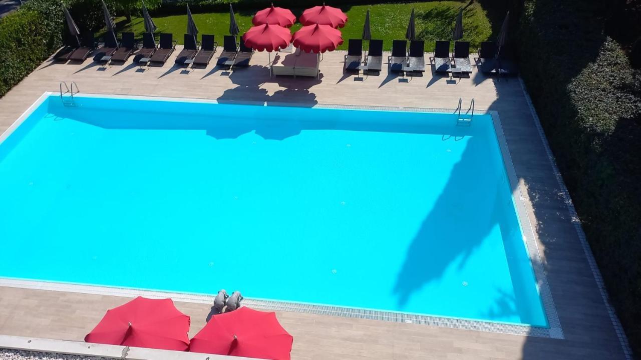 Residence Alexandra Stay Sirmione Bagian luar foto