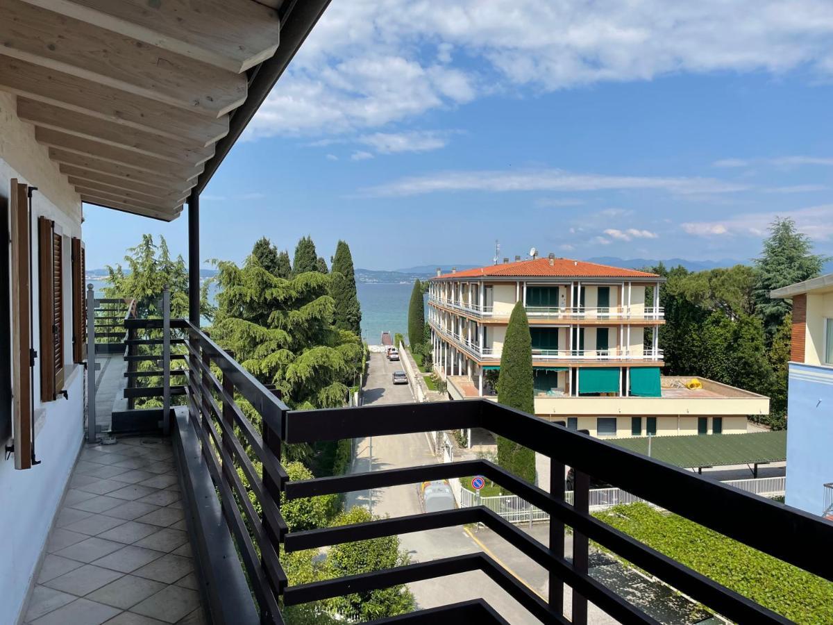 Residence Alexandra Stay Sirmione Bagian luar foto
