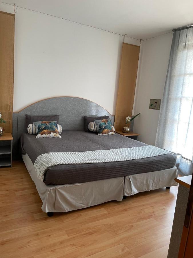 Residence Alexandra Stay Sirmione Bagian luar foto
