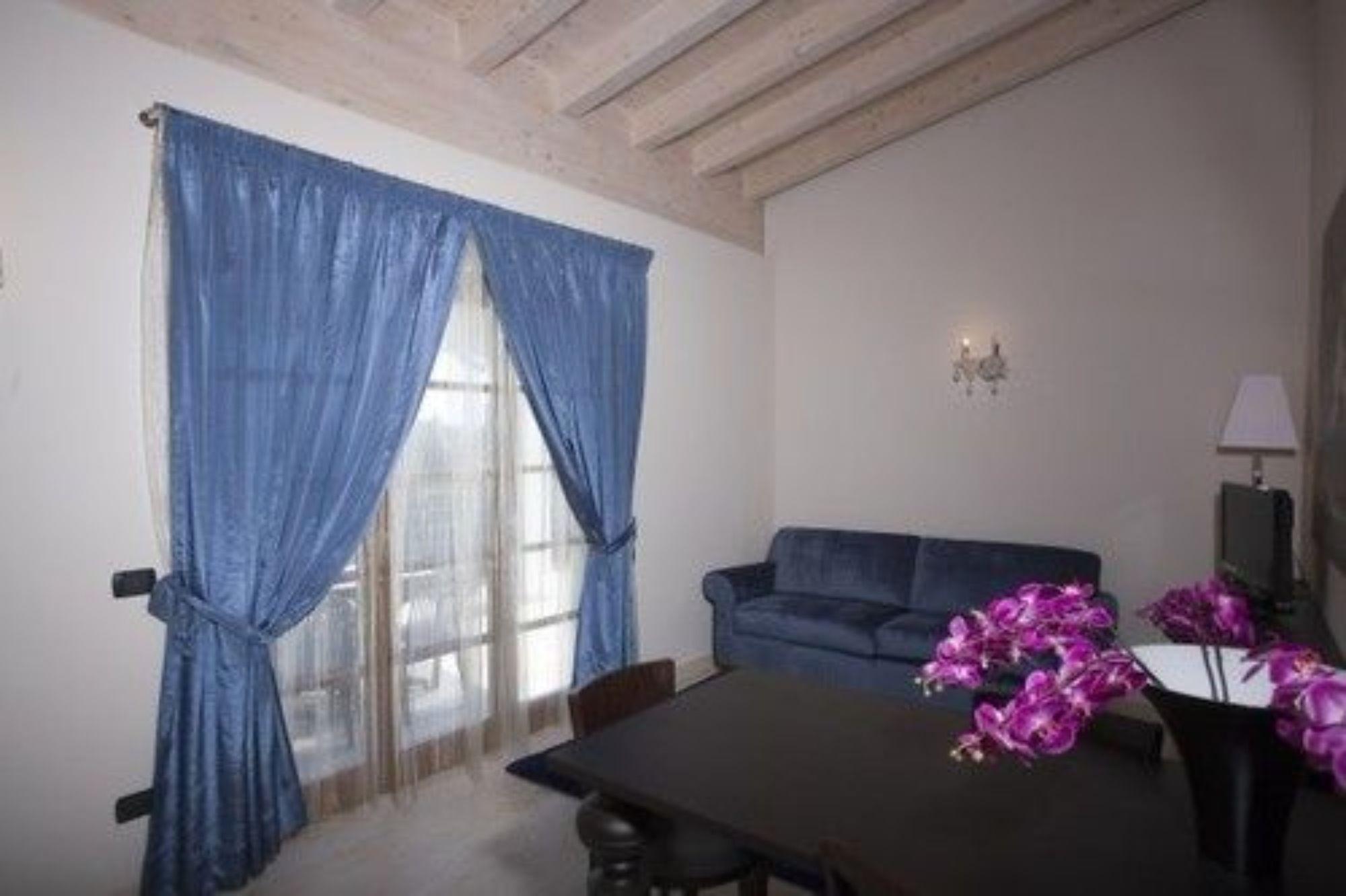 Residence Alexandra Stay Sirmione Bagian luar foto
