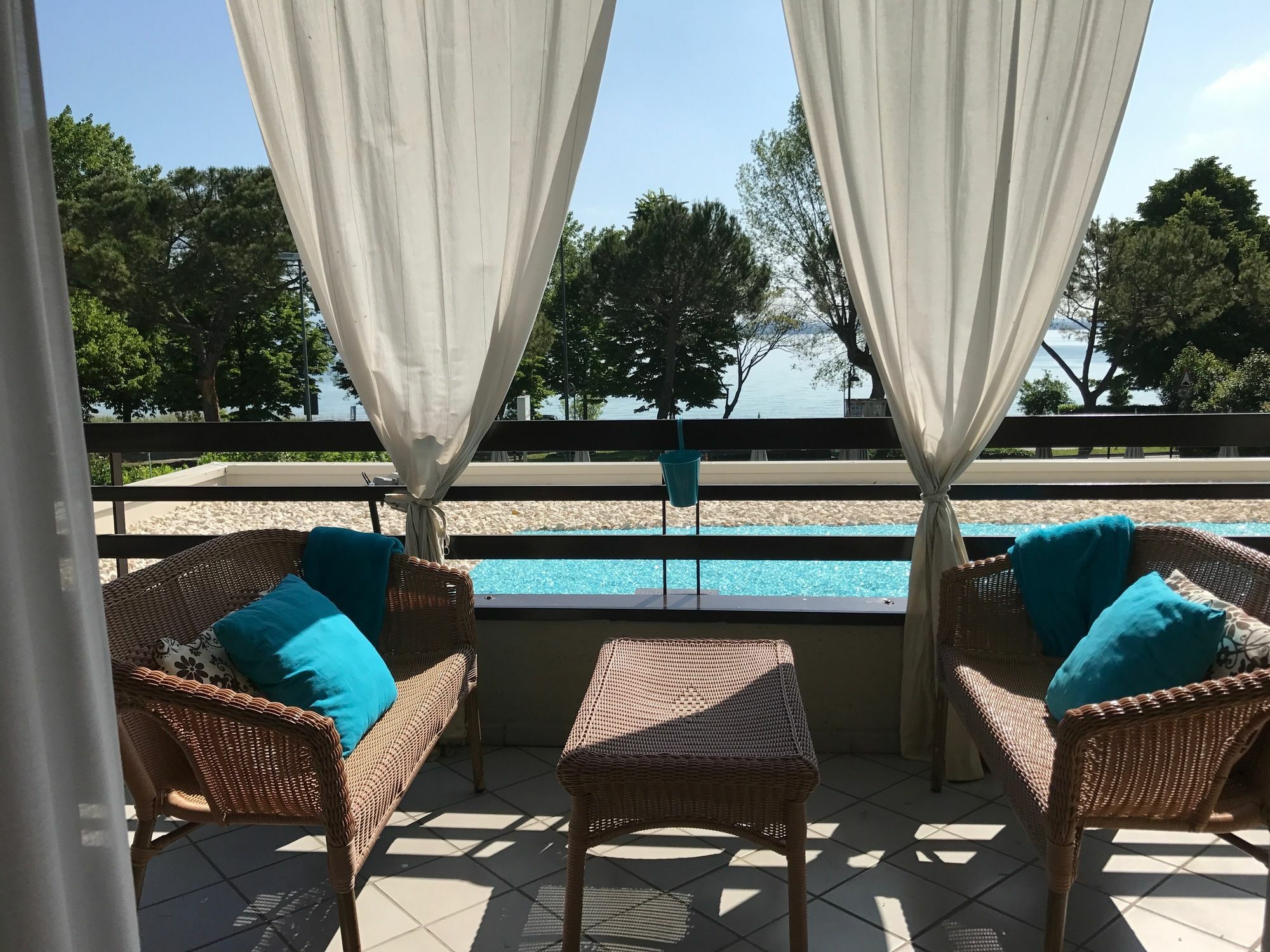 Residence Alexandra Stay Sirmione Bagian luar foto