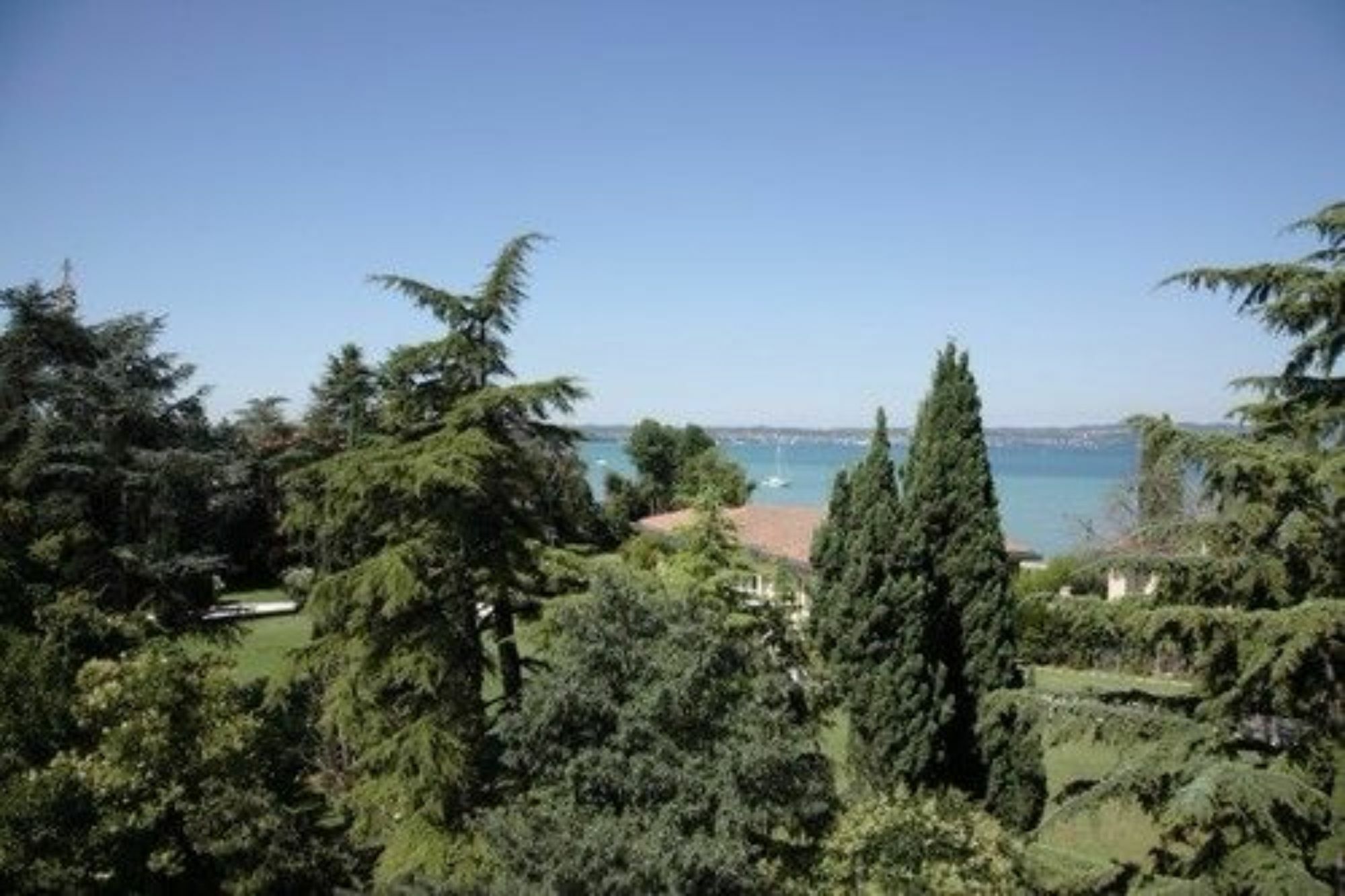 Residence Alexandra Stay Sirmione Bagian luar foto